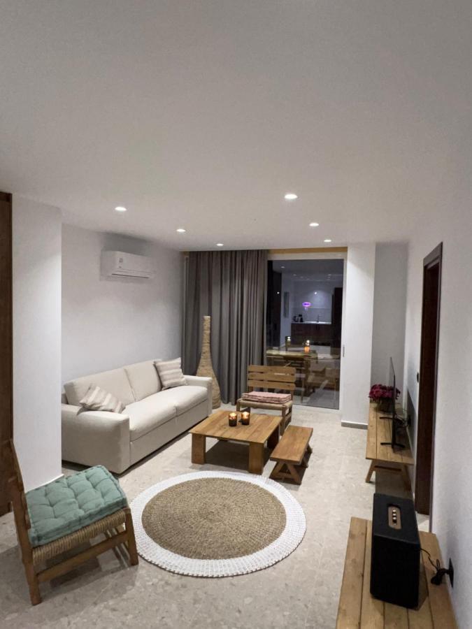 Johannes Boutique Apartments & Suites Афанту Екстериор снимка